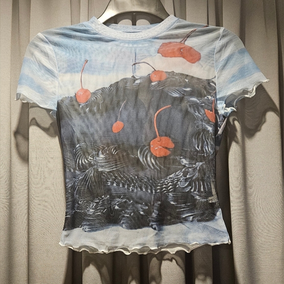 Top - Picture 1 of 2